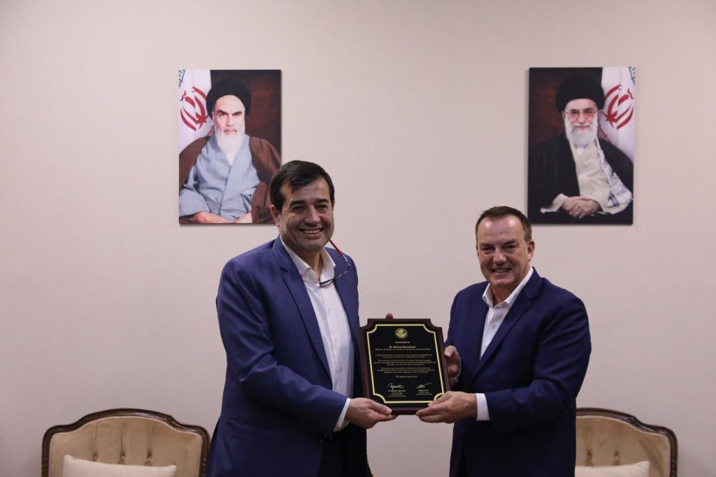 دختران موی‌تای ایران: صدای فراموش‌شده‌ای که باید شنیده شود!