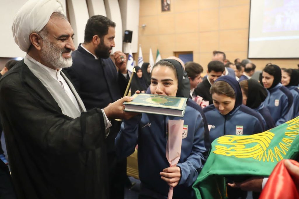 مراسم بدرقه حماسی تیم ملی فوتسال بانوان؛ آغاز مسیر پر افتخار به سمت سومین قهرمانی