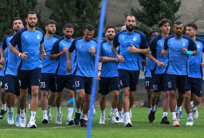 تمرین جنجالی استقلالی‌ها با حضور مدیرعامل: حواشی داغ در زمین!