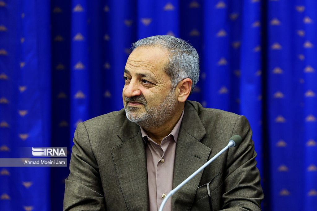 جنجال بر سر یادبود شهدای دانشجومعلم: نماد عزم و وفاداری نسل جوان به آرمان‌های انقلاب!