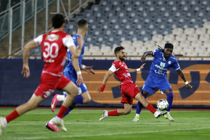 شرط جنجالی ستاره آبی‌ها برای دو غول فوتبال ایران: پرسپولیس و سپاهان!