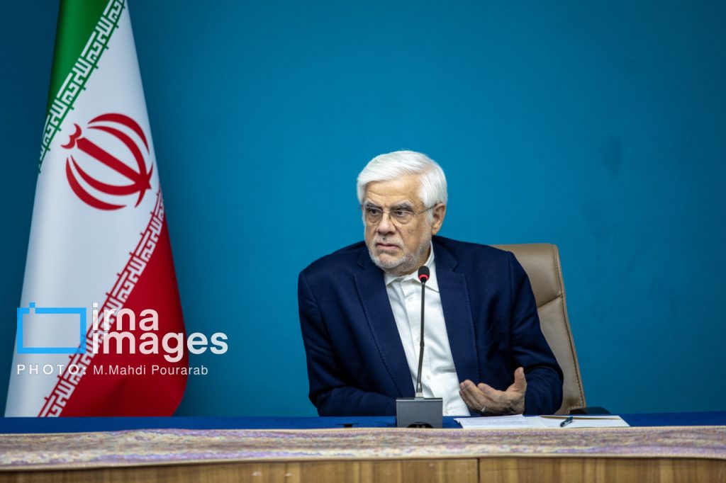 قوانین سنتی: آیا می‌توان آنها را به دنیای مجازی تحمیل کرد؟