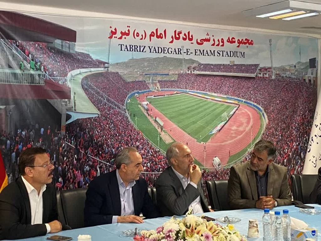 رئیس سازمان برنامه و بودجه: حمایت قاطع دولت از نماینده ایران در رقابت‌های فوتبال آسیا!