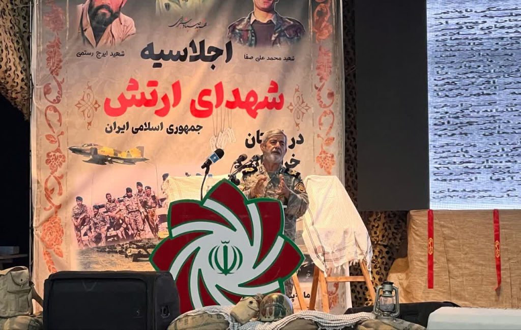 نقش حیاتی ارتش در پیروزی انقلاب اسلامی و دفاع مقدس: از حیات تا مرگ!