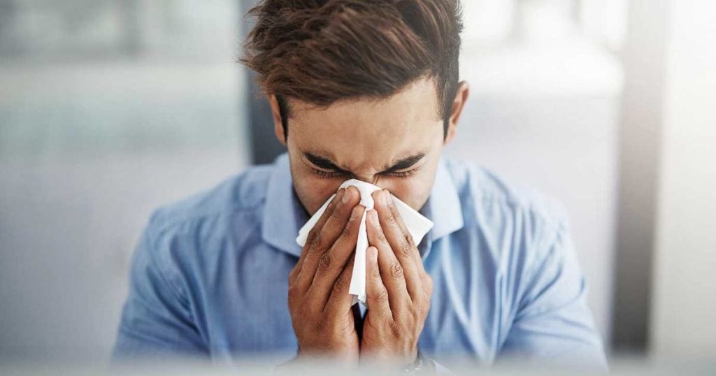 عطسه‌های مکرر شما دیگر عادی نیستند! آیا «تغییر اقلیم» در پس این وضعیت مشکوک است؟