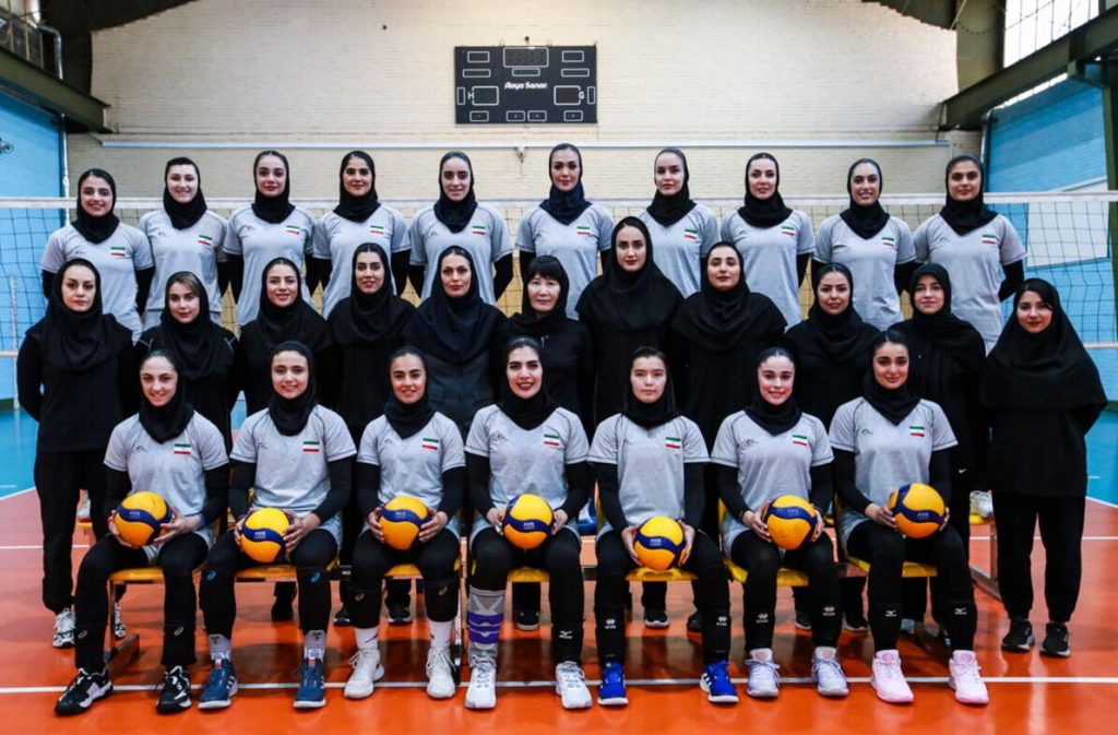 “جنگ برای قهرمانی: ورود زن‌ها به میدان‌های آسیا با چالش اندونزی!”