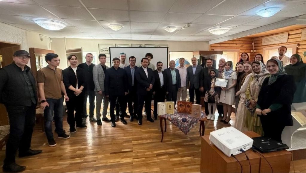 جنجال در قازان: دانشگاه فدرال با شب شعر «سعدی، آیینه روح شرق» بحران‌ساز شد!