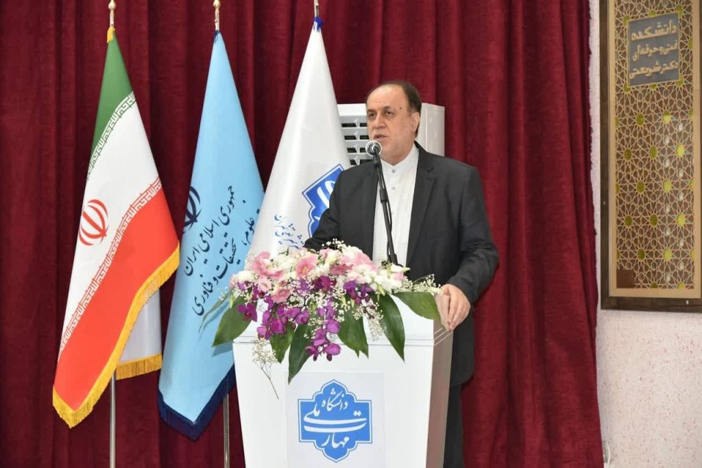 حاجی بابایی: دانشگاه ملی مهارت، کلید نجات تولید ملی!