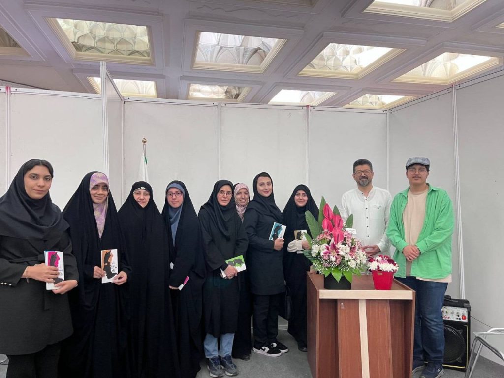 جنجالی‌ترین رونمایی نمایشنامه‌های دفاع مقدس: انتشارات سروش در کانون توجهات!