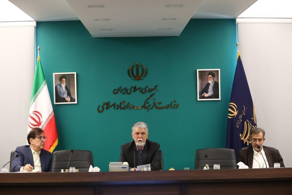 فردا نجات هنر در دستان دانشگاه‌هاست: انقلاب آموزشی برای آینده خلاقیت!