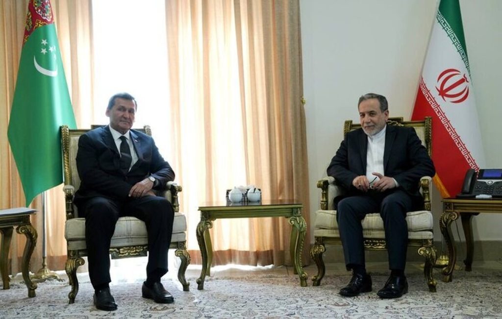 دیدار جنجالی وزرای خارجه ایران و ترکمنستان: تحولات جدید در روابط دو کشور!