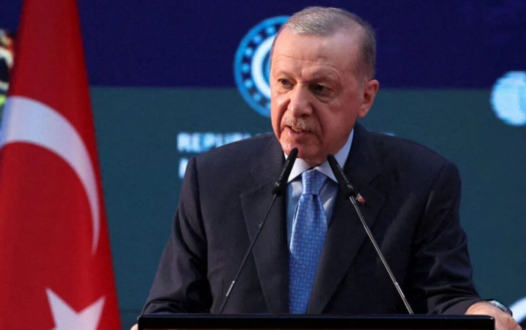 اردوغان: من هیچ برنامه‌ای برای نامزدی دوباره در انتخابات ریاست جمهوری ندارم، اما حقیقت چیز دیگری است!