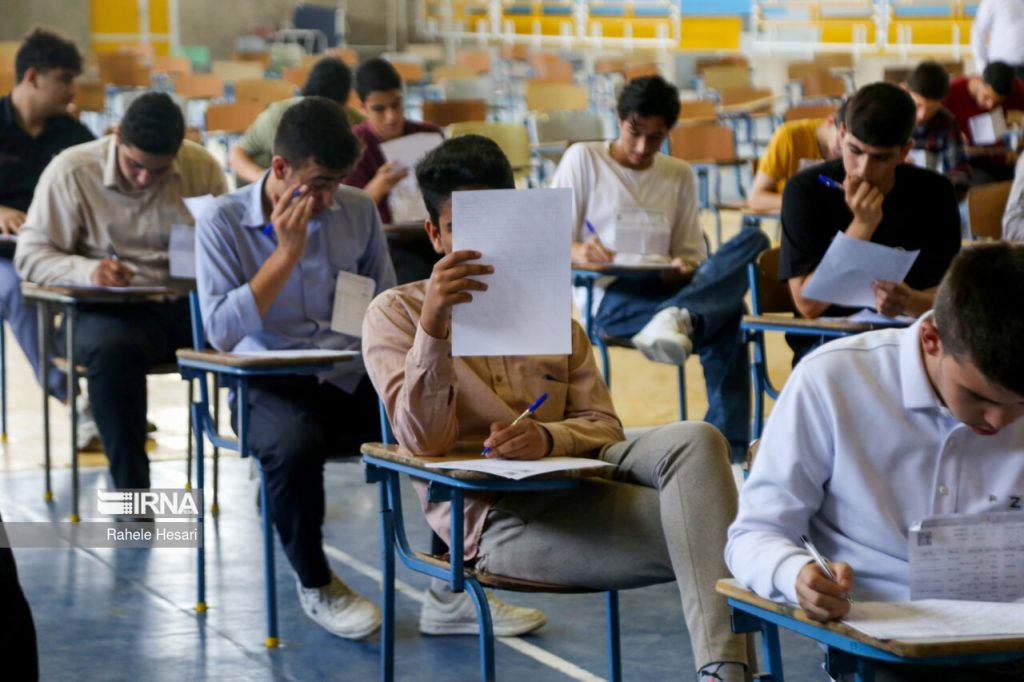آیا تأخیر در آزمون علوم تجربی پایه نهم، نشان از بی‌برنامگی آموزش و پرورش است؟