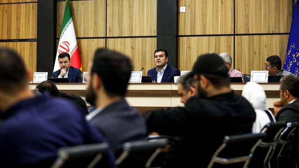 «تأسیس صندوق زیرساخت هوش مصنوعی با سرمایه‌گذاری ۱۰ همت: شروعی جنجالی برای تحول دیجیتال!»