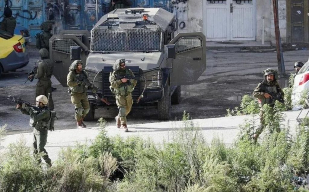 حمله وحشیانه به جوان فلسطینی: ضرب‌وشتم و بازداشت در کرانه باختری!
