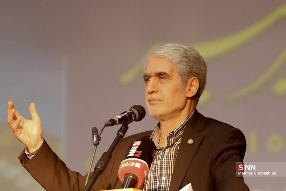 تاکید رئیس دانشگاه صنعتی امیرکبیر بر ضرورت تقویت کرامت اساتید در نظام آموزشی